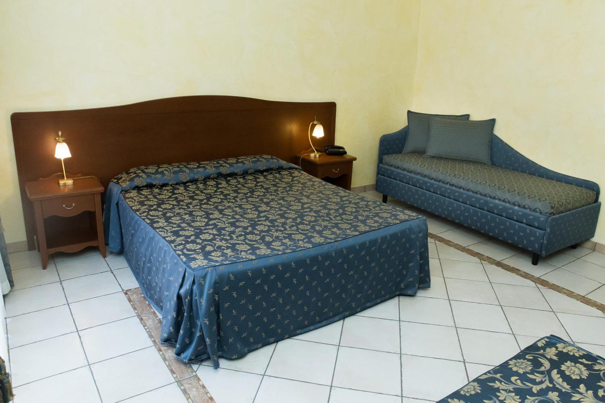 Residence Alberghiero Eolie Lipari  Bagian luar foto